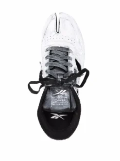 Homme Maison Margiela Baskets Lacées à Détails De Découpes -Épure Mode Promos Boutique 17938330 37788140 1000