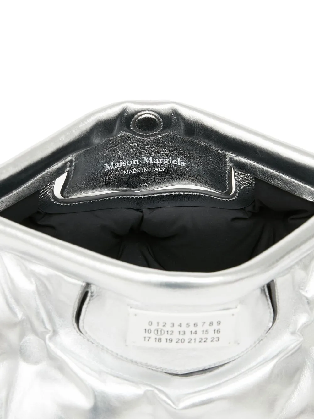 Homme Maison Margiela Sac Porté épaule Matelassé En Cuir Métallisé 6 Homme Maison Margiela Sac Porté épaule Matelassé En Cuir Métallisé – Image 6