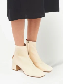 Femme Maison Margiela Bottes à Bout Carré -Épure Mode Promos Boutique 18885179 42424082 1000