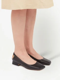 Femme Maison Margiela Ballerines En Cuir à Bout Carré -Épure Mode Promos Boutique 18886154 42418378 1000