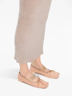 Femme MM6 Maison Margiela Ballerines à Bride Logo 11 Femme MM6 Maison Margiela Ballerines à Bride Logo -Épure Mode Promos Boutique 19398400 45042350 1000