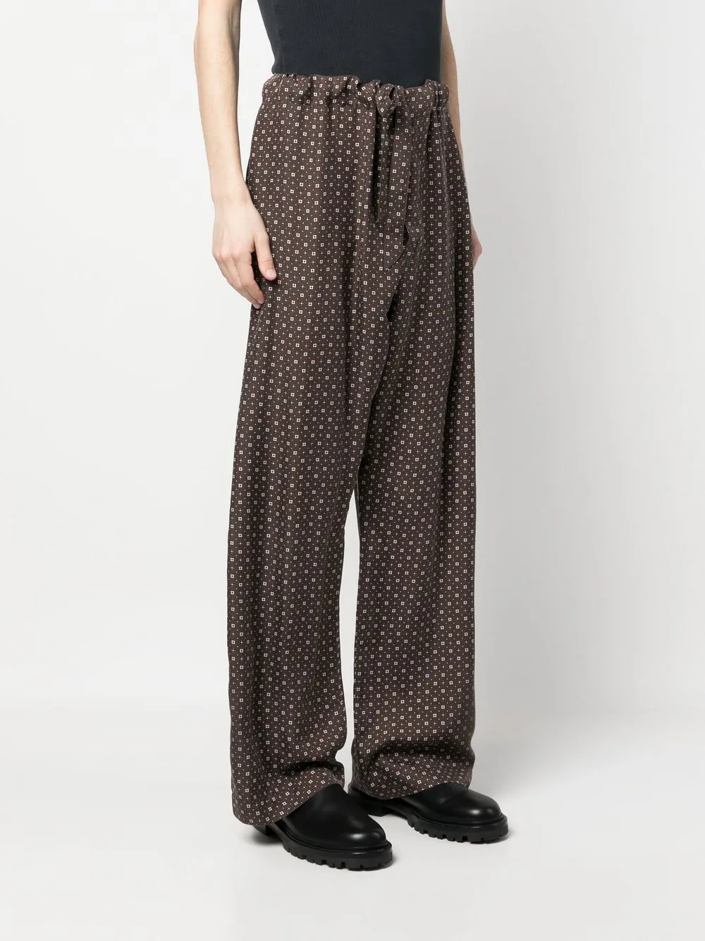 Homme Maison Margiela Pantalon En Soie à Motif Géométrique 3 Homme Maison Margiela Pantalon En Soie à Motif Géométrique – Image 3