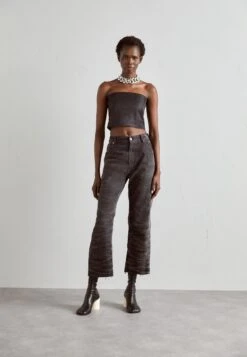 Épure Mode Promos Boutique -Épure Mode Promos Boutique 197b6b0e281148079cfb95ab4893489a