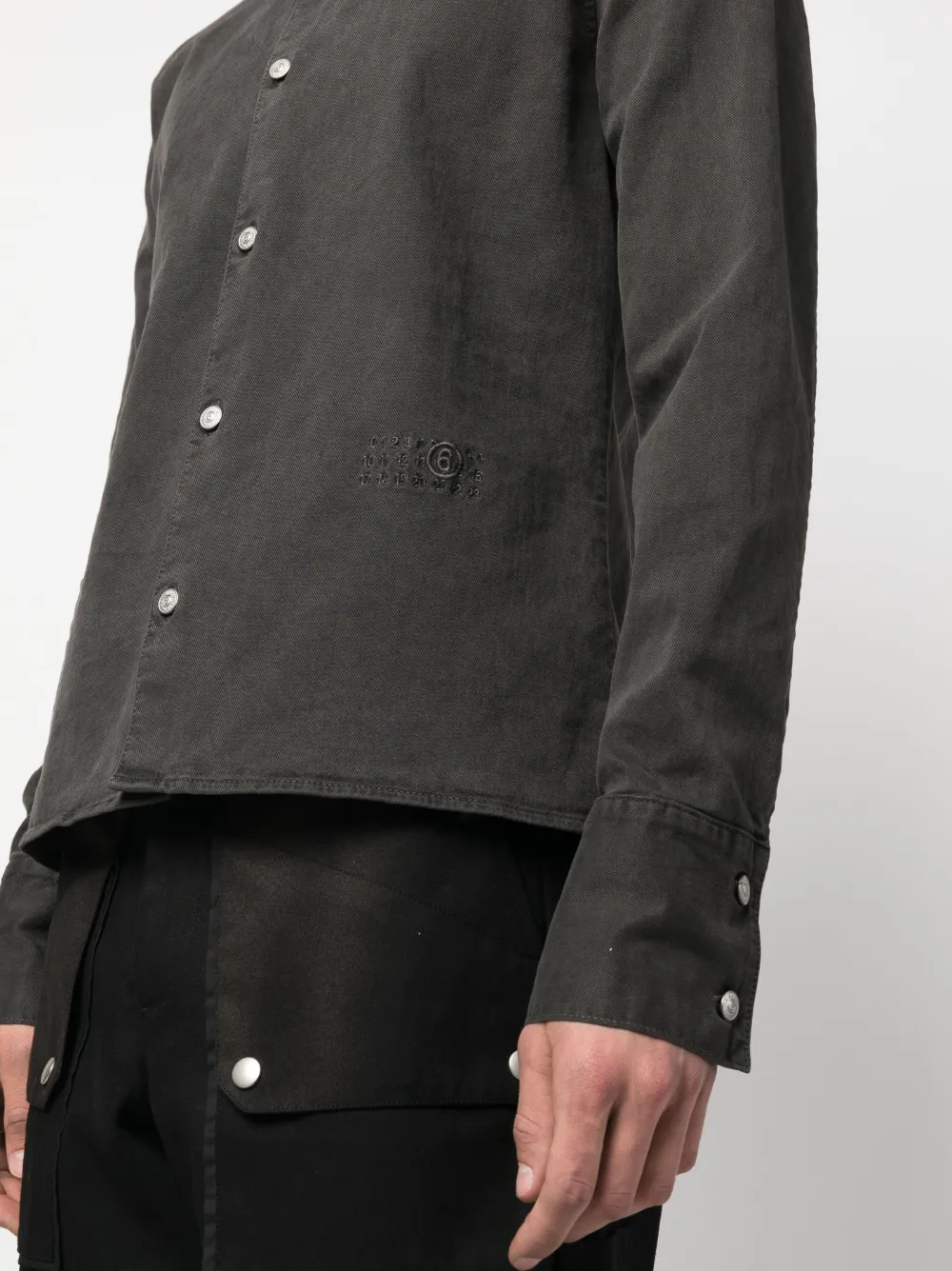 Homme MM6 Maison Margiela Chemise à Logo Brodé 5 Homme MM6 Maison Margiela Chemise à Logo Brodé – Image 5