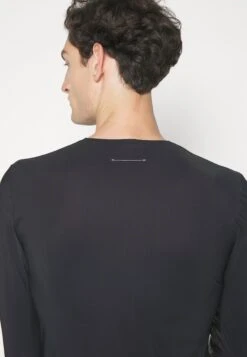 MM6 Maison Margiela Long Sleeved Unisex - T-Shirt À Manches Longues - Black -Épure Mode Promos Boutique 9c5510475a9840df8bbe1c2f1997e5e7